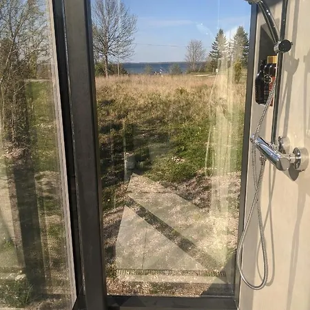 Holiday home Seaside Getaway In Oeoed Mirror House With Sauna Vihterpalu
